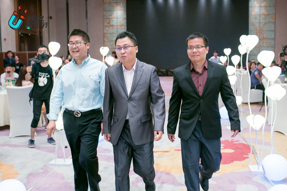 接下來這一組，人稱“江湖三……”