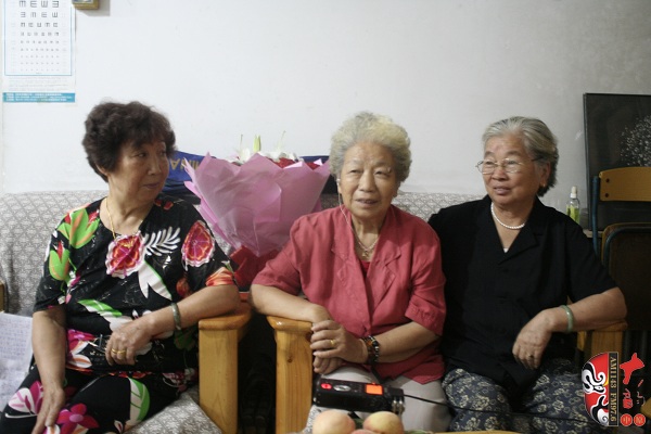 越調(diào)名老藝人雷桂花、劉巧蓮、劉玉蘭回首往事