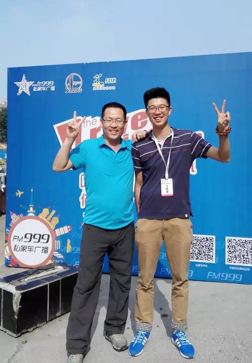 主播鄭強，這兩條大長腿，恩…適合去學游泳