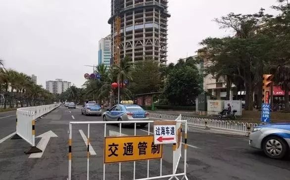 一家五口滯留?？?天 港口附近方便面都買不到