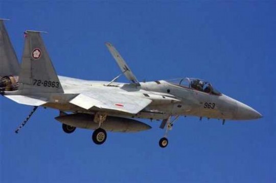 資料圖：日本自衛(wèi)隊F-15戰(zhàn)斗機。