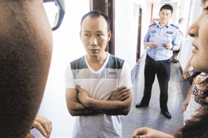家屬沉默悲痛，不愿提起更多。