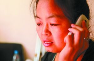 每次給家人打電話，史女士都會很難過。
