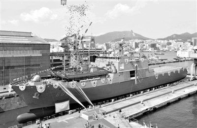 9月11日，韓國釜山，韓國海軍新一代登陸艦“天王峰”號舉行了下水儀式。