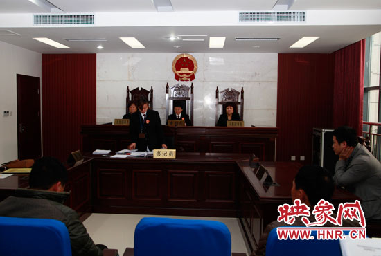 11月13日，金水區(qū)法院集中宣判了6起拖欠農(nóng)民工工資案件。