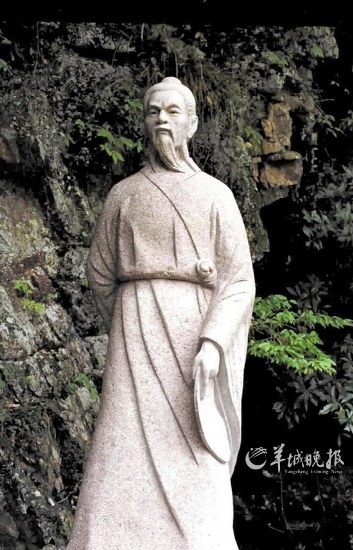 徐霞客在浙江臺(tái)州天臺(tái)山的塑像。