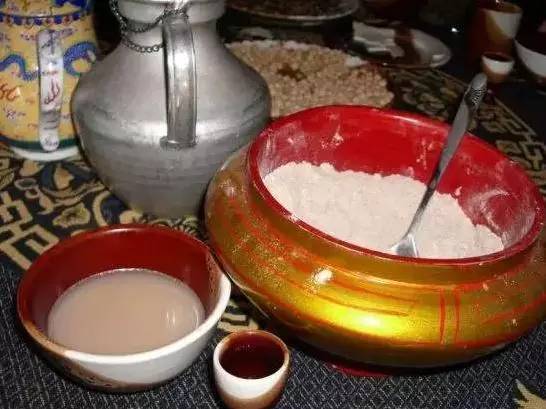 新疆奇葩”黑暗料理“ 你吃過嘛？