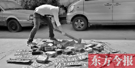 “老的哥”揭“黑車(chē)”猖獗原因，建議倒查假車(chē)牌、出租車(chē)使用機(jī)打發(fā)票