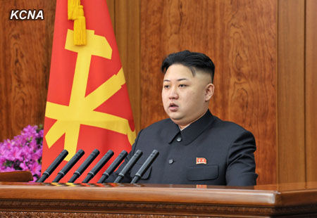 據(jù)朝中社報(bào)道，朝鮮最高領(lǐng)導(dǎo)人金正恩1日發(fā)表2013年新年賀詞。