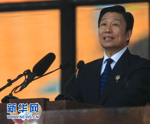 12月10日，國(guó)家副主席李源潮在南非約翰內(nèi)斯堡出席南非政府為前總統(tǒng)曼德拉舉行大型官方追悼活動(dòng)并致辭。