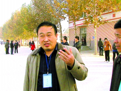 張偉生前照片。胡恩來攝