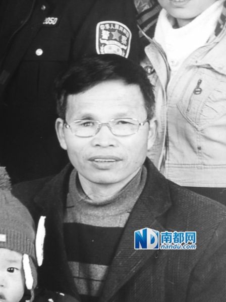 偷拍縣長收禮的萬載縣人汪冬根。　圖片由當(dāng)事人家屬提供