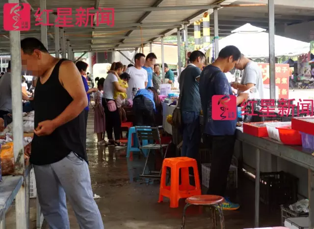 文玩核桃遇冷由幾萬(wàn)一對(duì)降到5元沒(méi)人要？商戶否認(rèn)