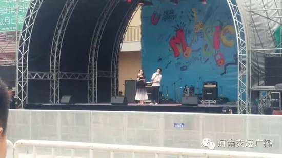 河南交通廣播主持人佳音、彎彎、朱浩都登上了優(yōu)放舞臺，優(yōu)放，交廣在這里！