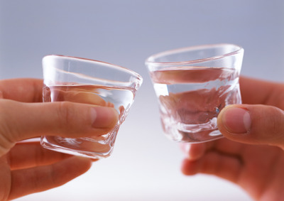 瀘州老窖營(yíng)銷(xiāo)承壓首推低端大單品