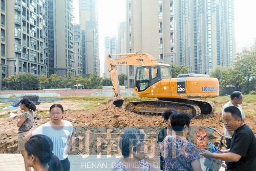 昨天，由于附近居民抗議，紅旗變電站項目再次停工