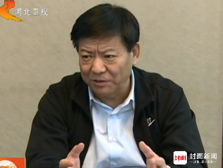 雄安新區(qū)臨時黨委書記袁桐利在新區(qū)主持召開座談會。