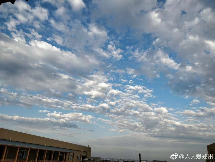 又被鄭州的藍天刷屏！隨便一拍就是手機壁紙