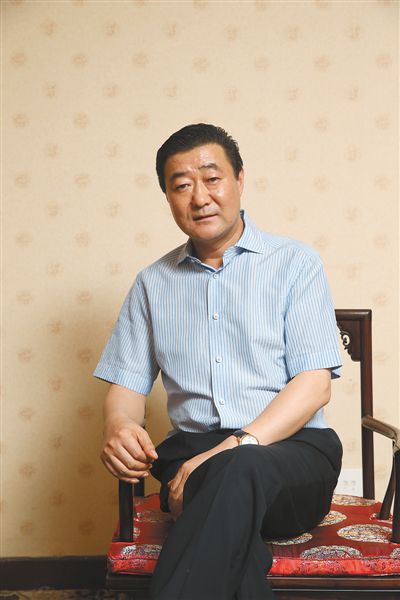 　張新明金業(yè)集團董事長。2002年進入焦炭領(lǐng)域。2010年，張新明將金業(yè)煤焦化集團部分資產(chǎn)以79億賣
