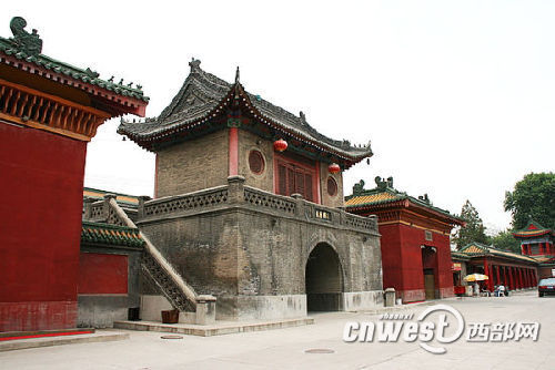 三位印度高僧曾于開(kāi)元年間在大興善寺譯經(jīng)宏法,其中善無(wú)畏更是被唐玄宗尊為國(guó)師。