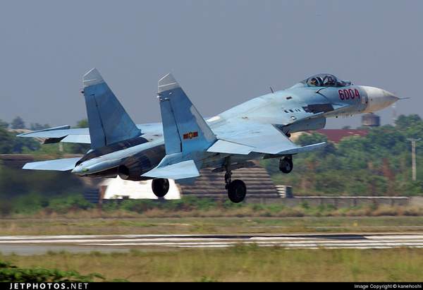 　　資料圖：越南空軍蘇-27SK戰(zhàn)機(jī)。
