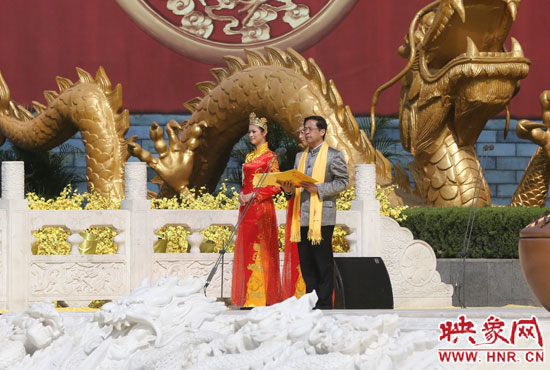 省委副書記、省政協(xié)主席葉冬松致歡迎詞。映象網(wǎng)記者 邵恰 攝