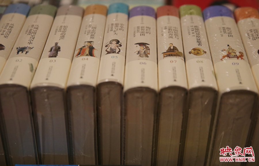 書店內(nèi)的書。