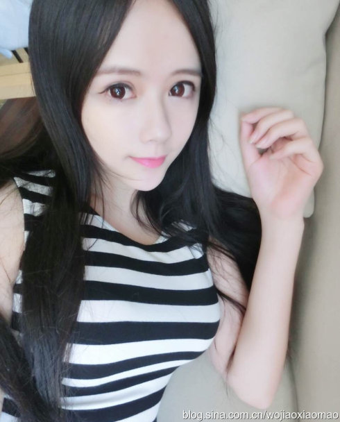 湖大21歲?；ㄇ巴购舐N無懼走光